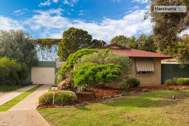 Photo - 4 Birubi Way, Morphett Vale SA 5162 - Image 2