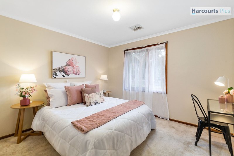 Photo - 4 Birubi Way, Morphett Vale SA 5162 - Image 9