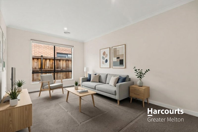 Photo - 4 Bishopgate Boulevard, Bonnie Brook VIC 3335 - Image 2