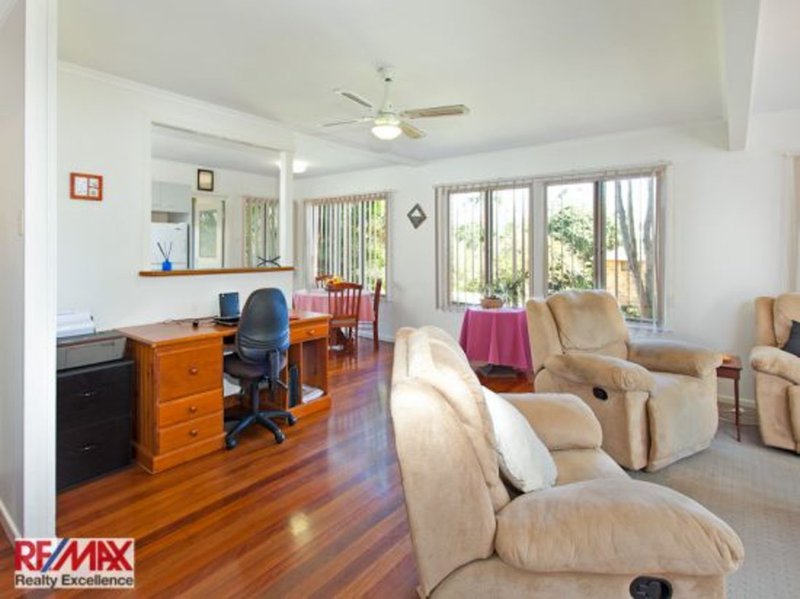 Photo - 4 Blackall Range Road, Woombye QLD 4559 - Image 4