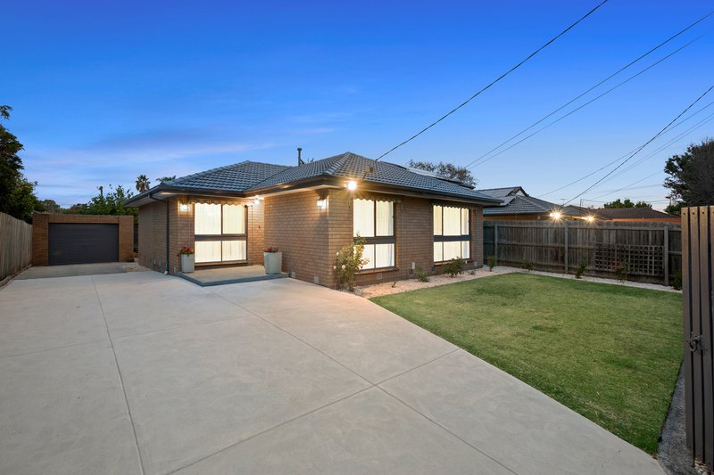 4 Blackburn Drive, Cheltenham VIC 3192