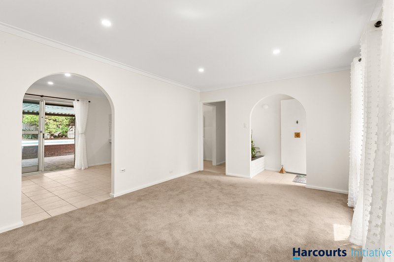 Photo - 4 Blackmore Avenue, Girrawheen WA 6064 - Image 7