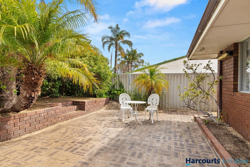 Photo - 4 Blackmore Avenue, Girrawheen WA 6064 - Image 23