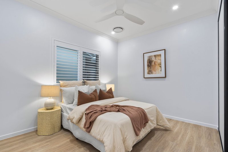 Photo - 4 Blossom Place, Rochedale QLD 4123 - Image 15