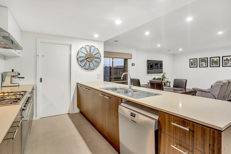 Photo - 4 Blossom Way, Beveridge VIC 3753 - Image 13