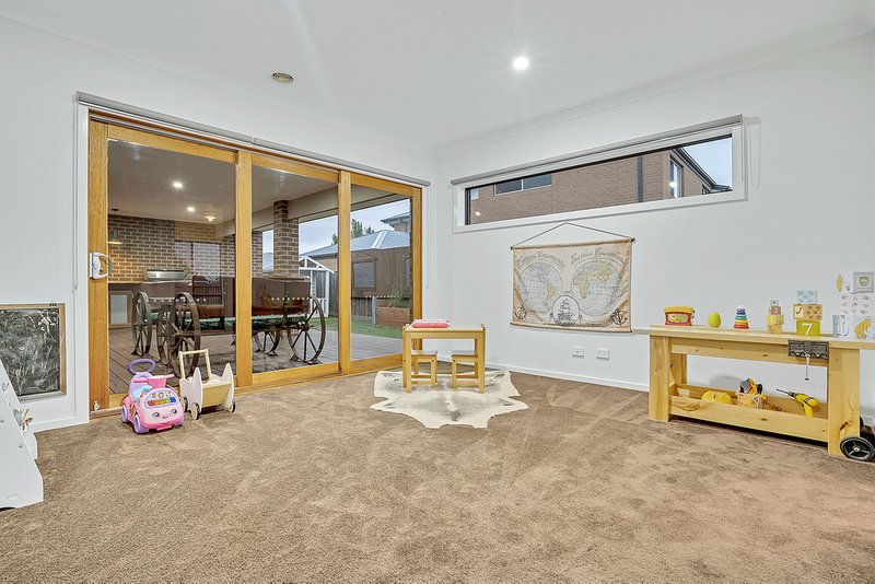 Photo - 4 Blossom Way, Beveridge VIC 3753 - Image 14