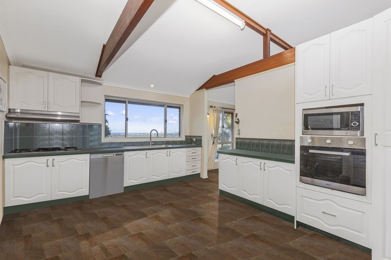 Photo - 4 Blue Haze Crescent, Banora Point NSW 2486 - Image 3