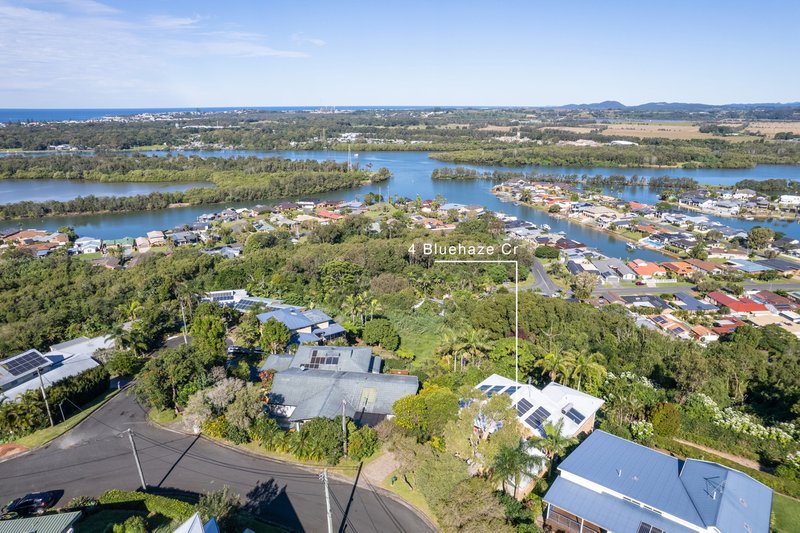 Photo - 4 Blue Haze Crescent, Banora Point NSW 2486 - Image 10