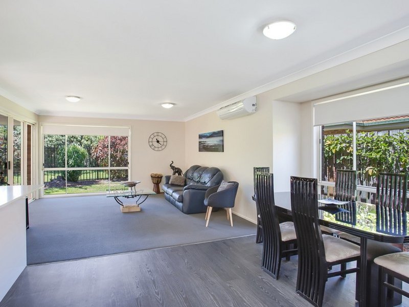 Photo - 4 Blue Lagoon Ct , Nerang QLD 4211 - Image 2