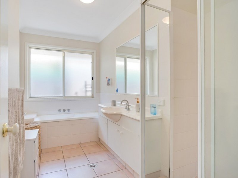 Photo - 4 Blue Lagoon Ct , Nerang QLD 4211 - Image 12