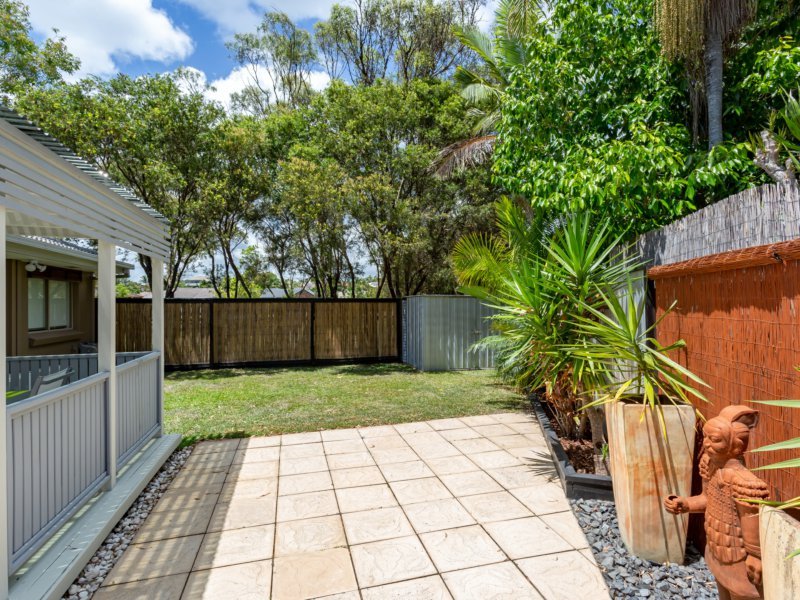 Photo - 4 Bluemoon Close, Burleigh Waters QLD 4220 - Image 17