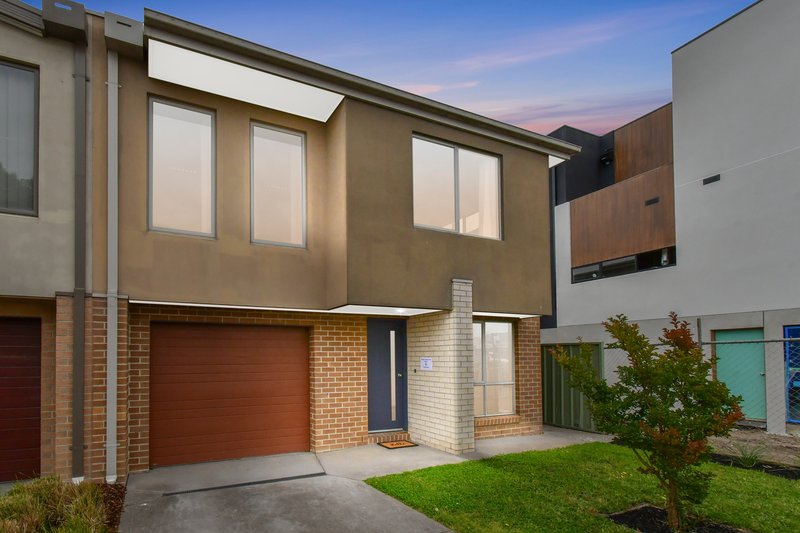 Photo - 4 Bluestone Street, Pakenham VIC 3810 - Image 11