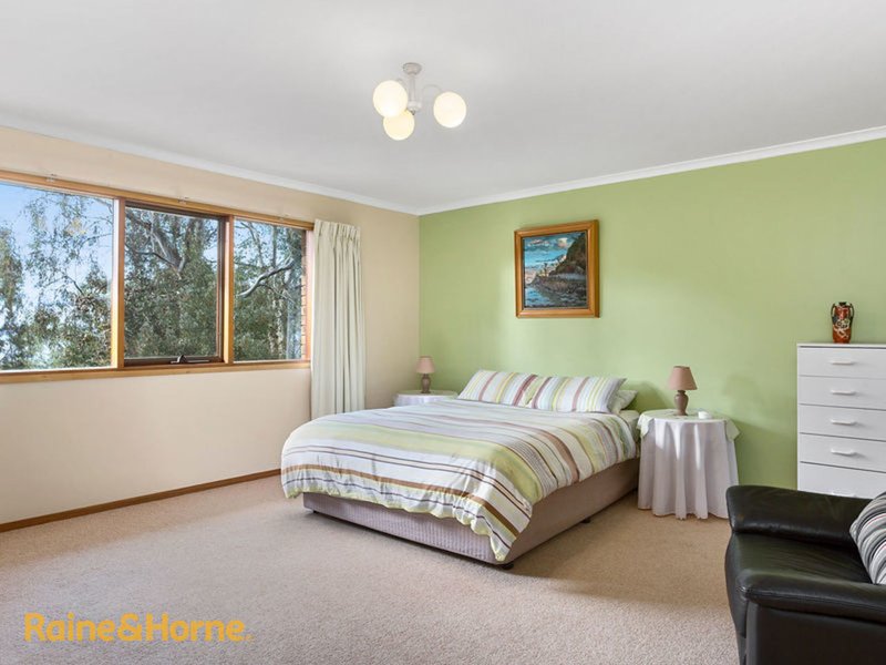 Photo - 4 Bluewater Court, Kingston Beach TAS 7050 - Image 15