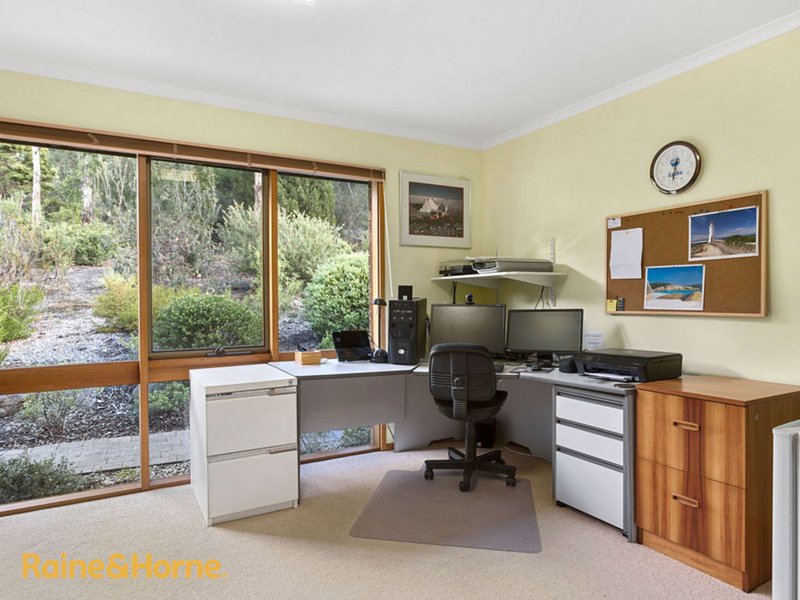 Photo - 4 Bluewater Court, Kingston Beach TAS 7050 - Image 18