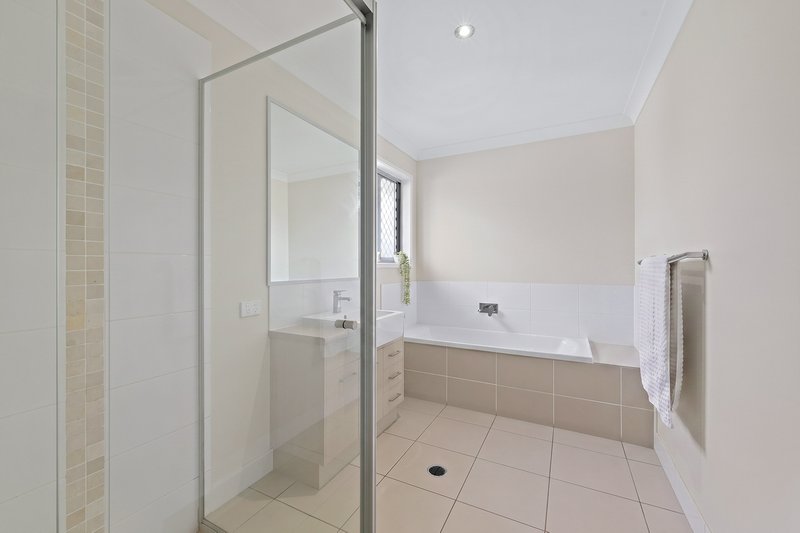 Photo - 4 Blush Street, Caloundra West QLD 4551 - Image 6