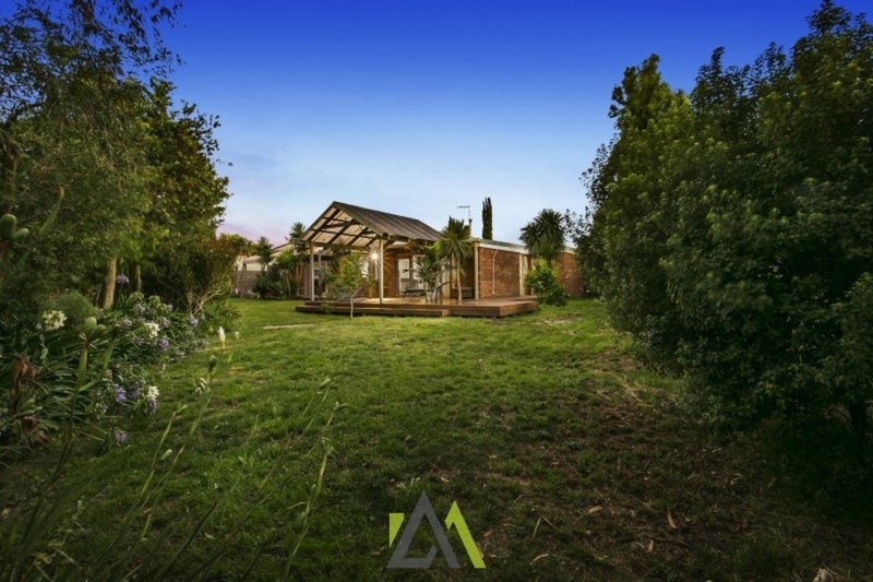 Photo - 4 Bodalla Court, Frankston VIC 3199 - Image 12