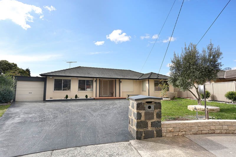 4 Bogong Court, Lalor VIC 3075