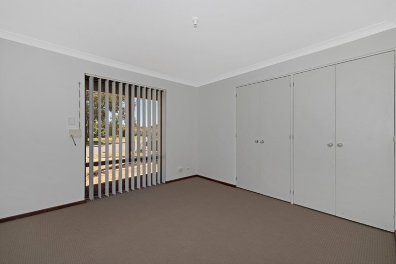 Photo - 4 Bolaro Place, Hillman WA 6168 - Image 4