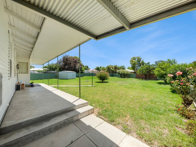 Photo - 4 Bond Court, Wangaratta VIC 3677 - Image 12