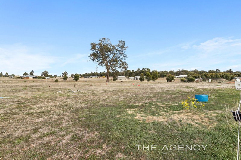 Photo - 4 Boolok Avenue, Wundowie WA 6560 - Image 22