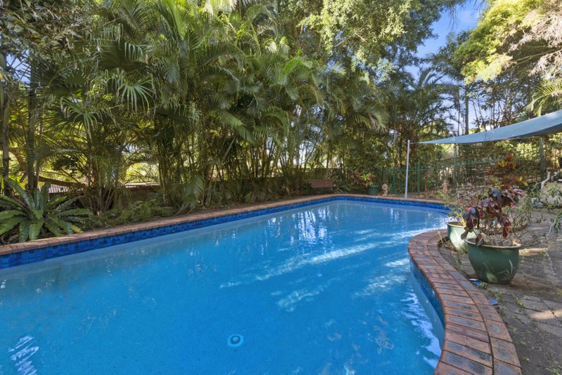 Photo - 4 Boorala Court, Tugun QLD 4224 - Image 7