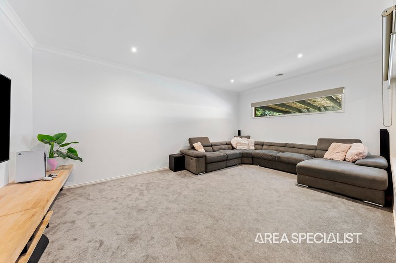 Photo - 4 Booth Place, Pakenham VIC 3810 - Image 10