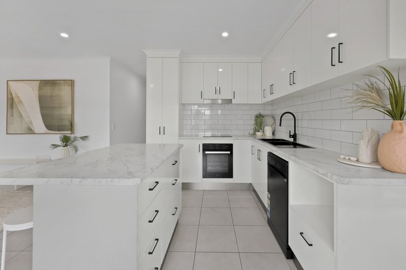 Photo - 4 Borg Court, Beaconsfield QLD 4740 - Image 2