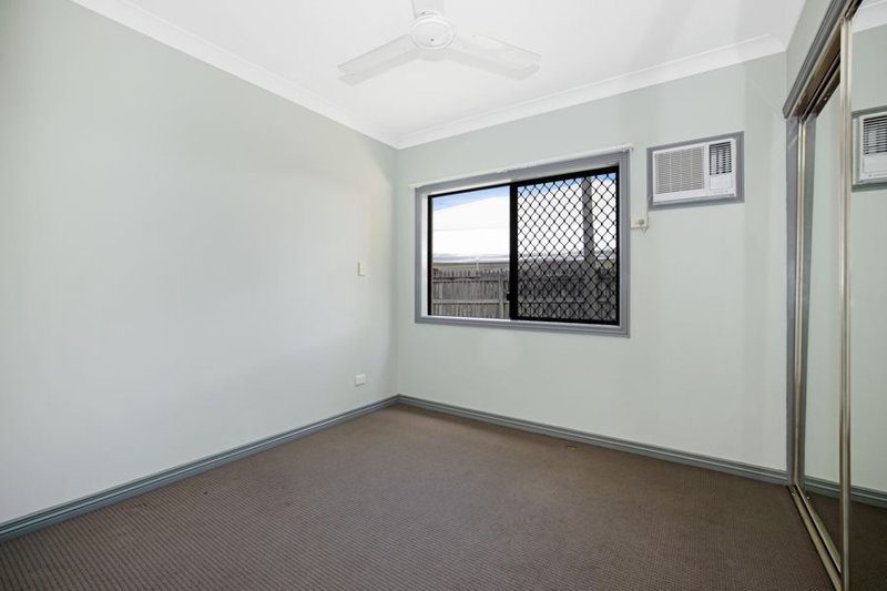 Photo - 4 Boston Crescent, Douglas QLD 4814 - Image 6