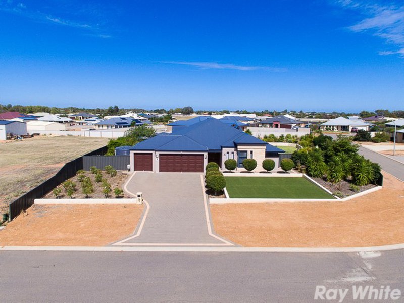 4 Bottlebrush Close, Woorree WA 6530