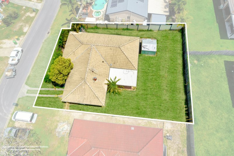 Photo - 4 Bou Court, Edens Landing QLD 4207 - Image 6