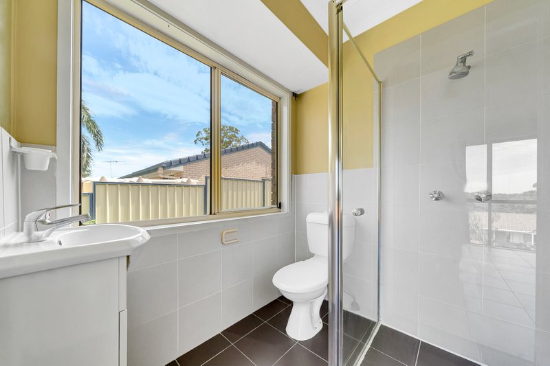 Photo - 4 Bou Court, Edens Landing QLD 4207 - Image 8