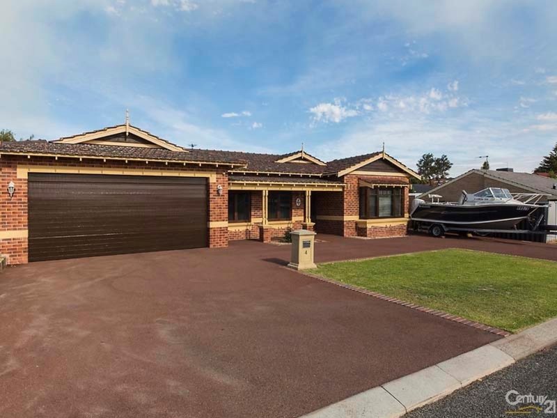 4 Bow Place, Mullaloo WA 6027