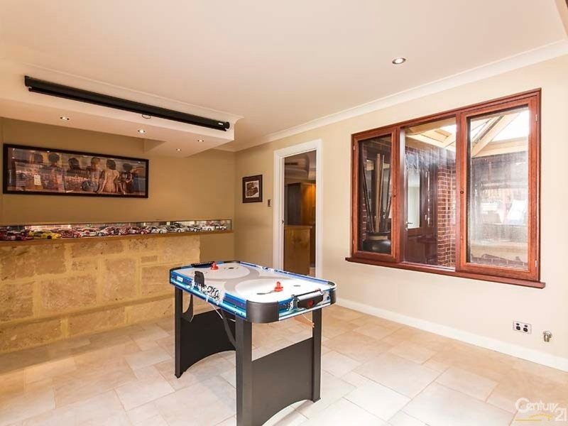 Photo - 4 Bow Place, Mullaloo WA 6027 - Image 19