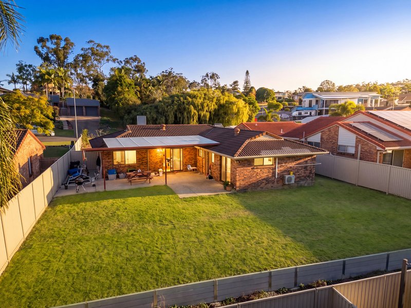 Photo - 4 Bowen Court, Helensvale QLD 4212 - Image 12