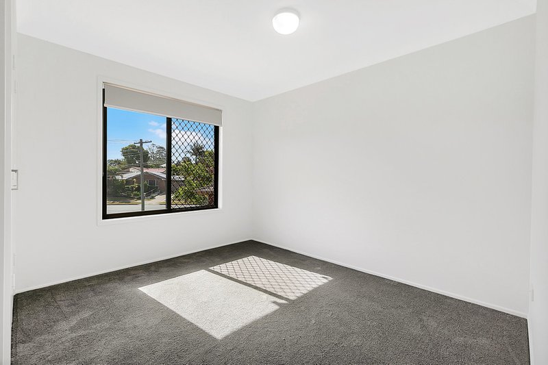 Photo - 4 Bowness Court, Alexandra Hills QLD 4161 - Image 5