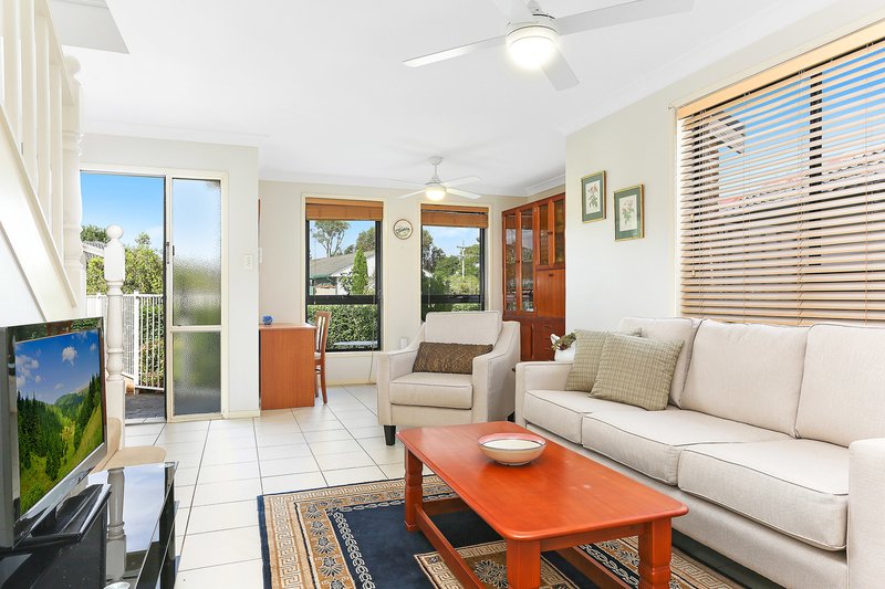 Photo - 4 Bowral Street, Greystanes NSW 2145 - Image 3