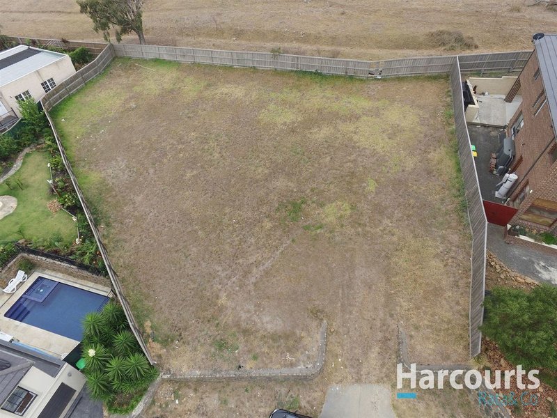 Photo - 4 Box Hedge Court, South Morang VIC 3752 - Image 13