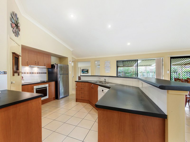 Photo - 4 Boyer Street, Pacific Pines QLD 4211 - Image 2