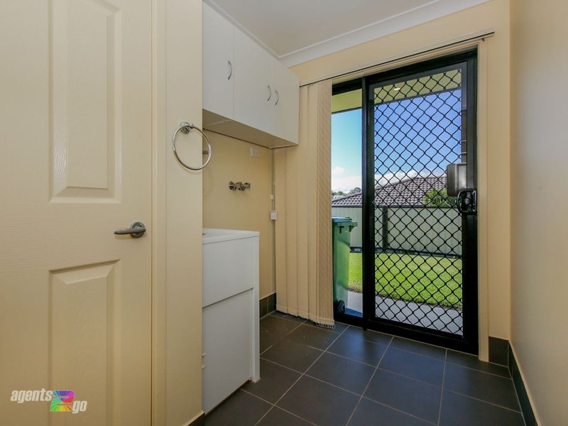 Photo - 4 Bracefell Street, Southside QLD 4570 - Image 23