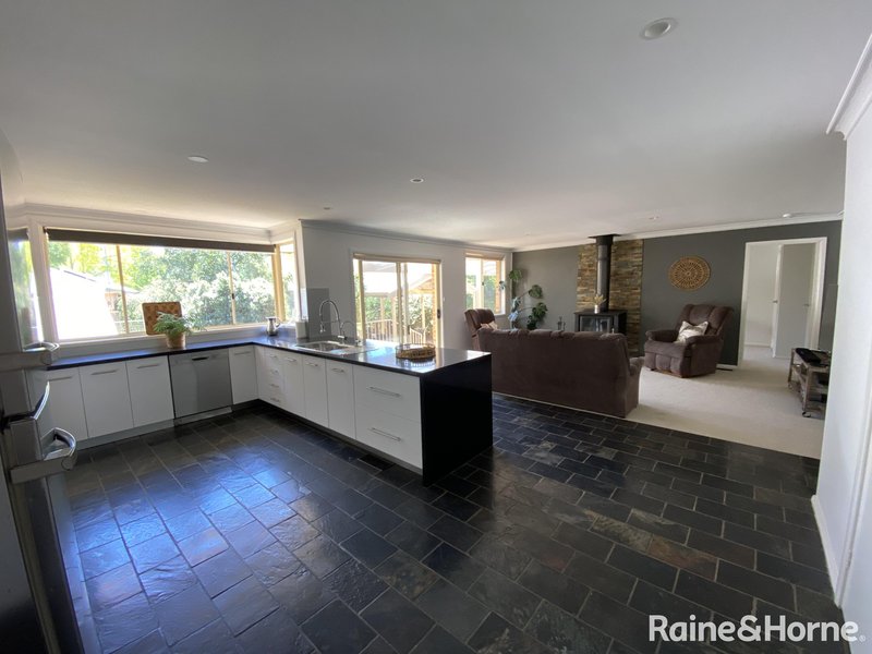 Photo - 4 Braemar Circuit, Orange NSW 2800 - Image 17