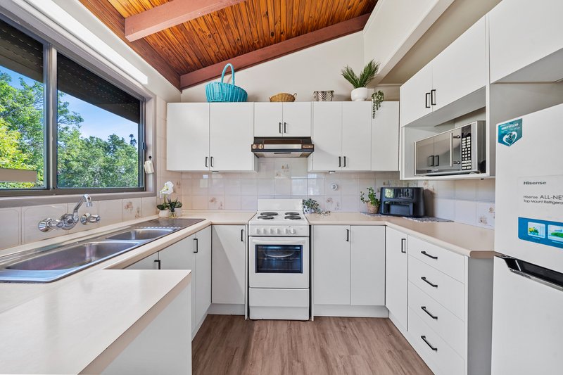 Photo - 4 Bray Court, Eagleby QLD 4207 - Image 3