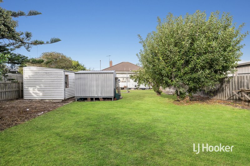 Photo - 4 Brayshay Road, Newcomb VIC 3219 - Image 8