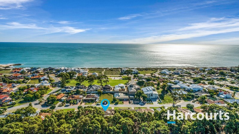 Photo - 4 Breaker Close, Silver Sands WA 6210 - Image 3