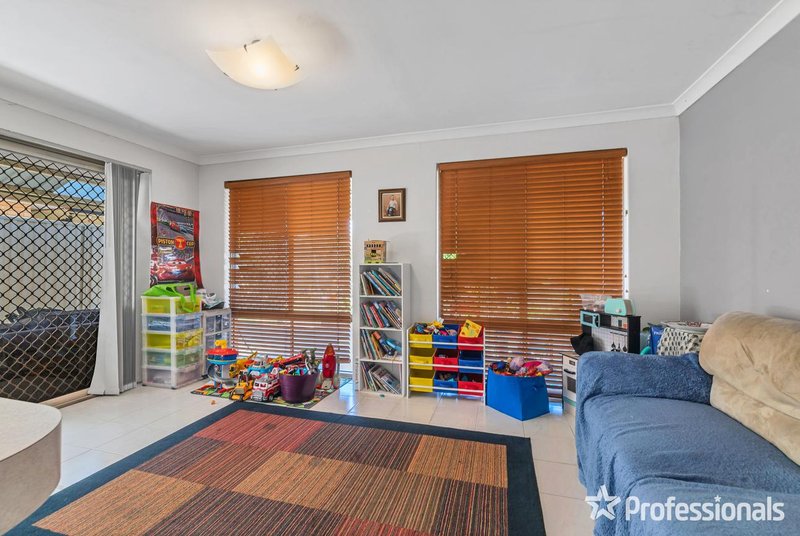 Photo - 4 Bream Court, Warnbro WA 6169 - Image 8