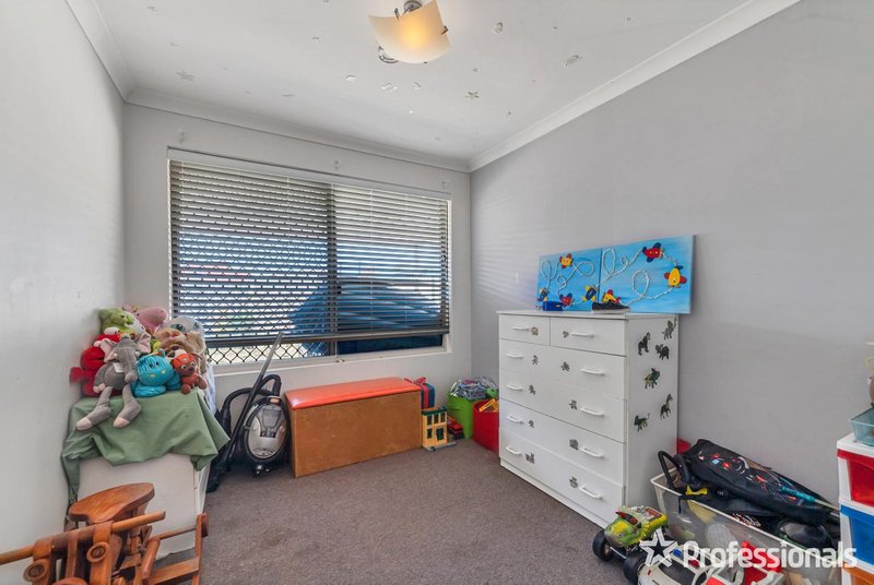 Photo - 4 Bream Court, Warnbro WA 6169 - Image 12