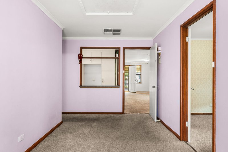 Photo - 4 Brindisi Road, Hackham West SA 5163 - Image 14