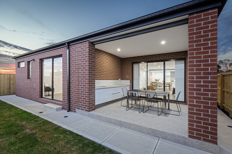 Photo - 4 Brodribb Street, Wollert VIC 3750 - Image 15