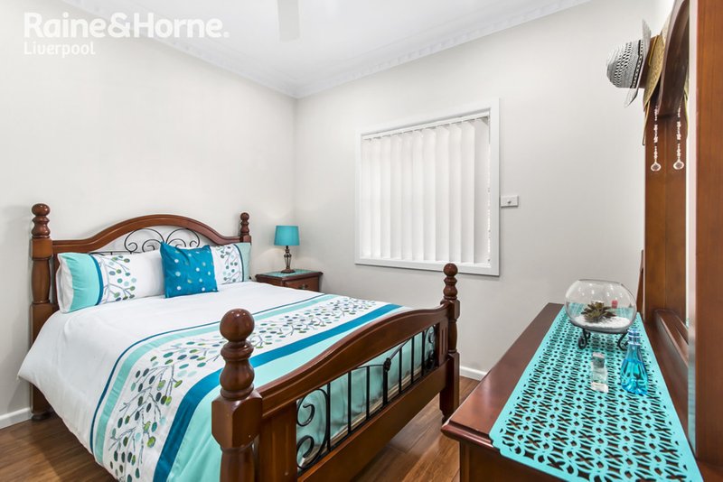 Photo - 4 Bronsdon Street, Smithfield NSW 2164 - Image 6