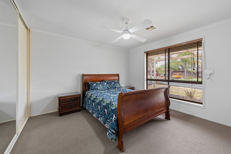 Photo - 4 Brooks Avenue, Willaston SA 5118 - Image 6