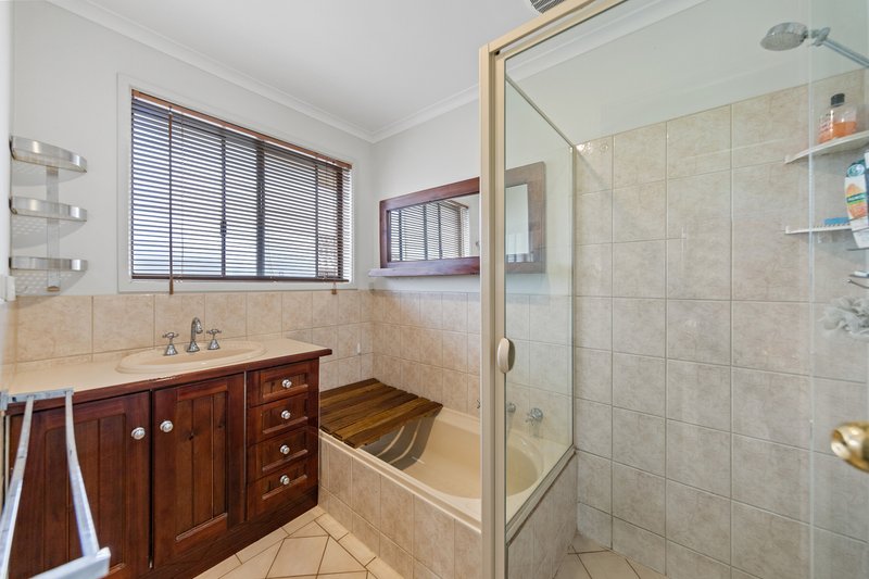 Photo - 4 Brooks Avenue, Willaston SA 5118 - Image 7